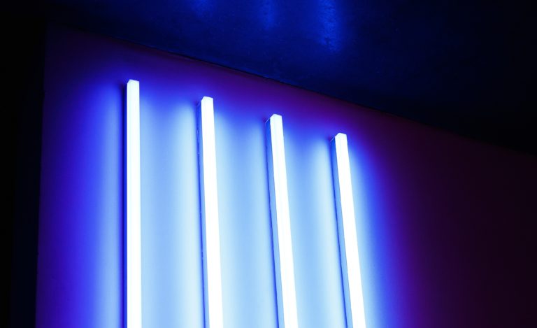UV lamp x4